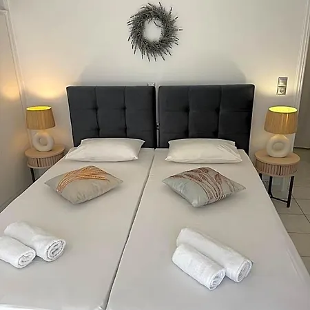 Chrysa House Hotel 2*