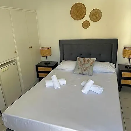 Chrysa House Hotel 2*