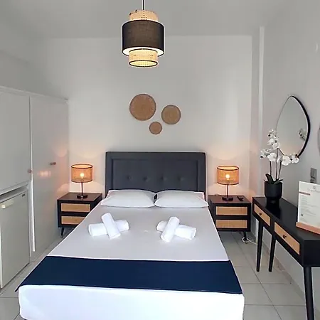Chrysa House Kamarai